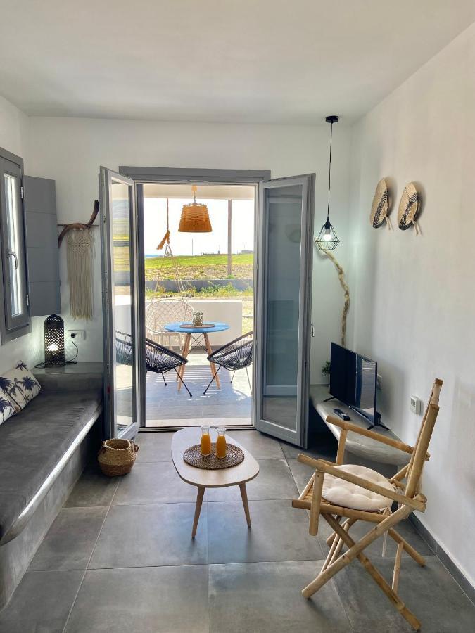 Aeron Suites Éxo Goniá Eksteriør billede
