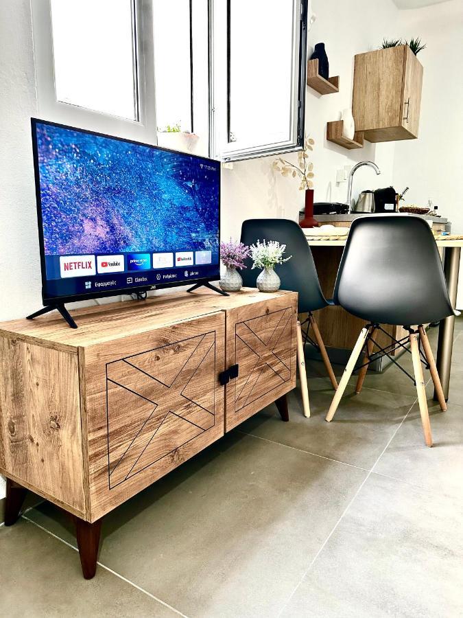 Aeron Suites Éxo Goniá Eksteriør billede